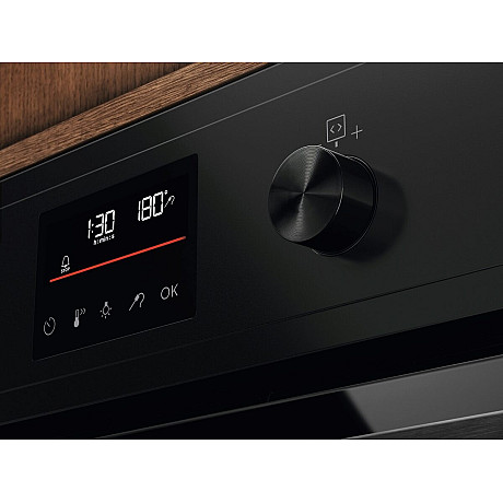 Electrolux - COP800B - Inbyggnadsugn 72 L Stektermometer Pyrolysrengöring-Outlet