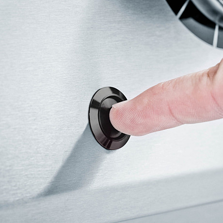 Broil King - Crown 490 Shadow - 4 brännare, sidobrännare och rotisseri