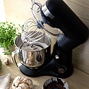 Champion - CHKA300 - Mattsvart, Stabil modell med 5L bunke & stark motor