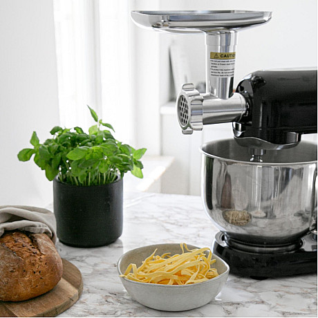 Champion - CHKA400 - Silver med 4 pastatillbehör