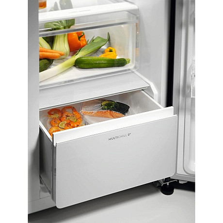 Electrolux - EAI6HD57U0 IceMaster med vattendispenser