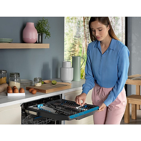 Electrolux - ESM48320UX