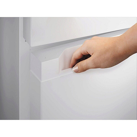 Electrolux - LNT6MD32W