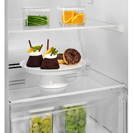 Electrolux - LUT2NE32W - Vänster