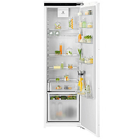 Kylskåp Electrolux - ERA7DE18C 700 - Integrerad, AI CoolAssist & Door on door