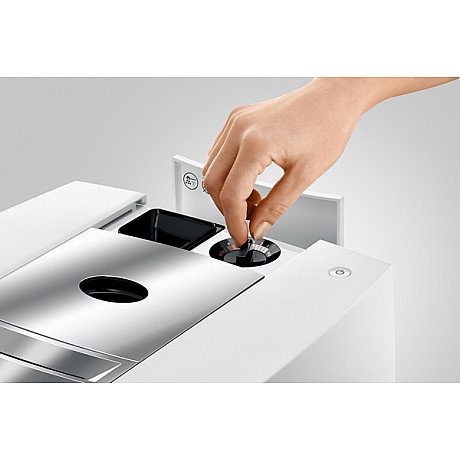 Jura - J8 Piano White (EA), Mjukt mjölkskum, Inbyggd kaffekvarn, Te-vatten