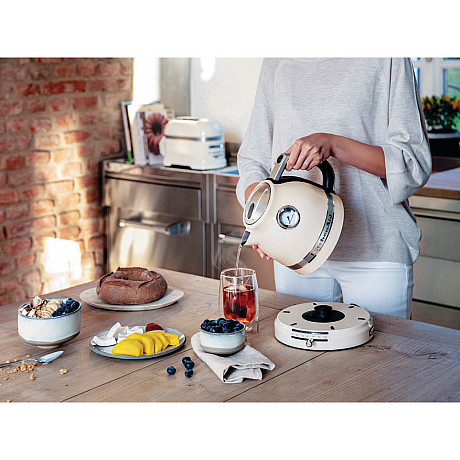 KitchenAid - 5KEK1522EAC - Vattenkokare Beige