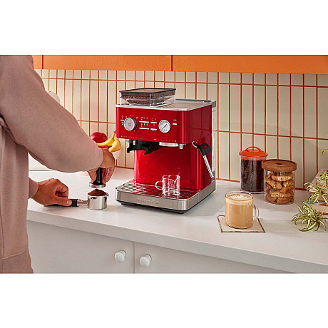 KitchenAid - 5KES6551ECA - Halvautomatisk espressomaskin med kaffekvarn Röd metallic