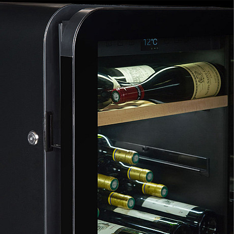 La Sommelière - APOGEE150PV - Svart, Massiva hyllor & LED