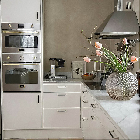 Lofra - Inbyggnadsugn Dolce Vita 60 cm, Rostfri/Mässing