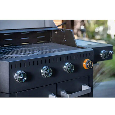 Mustang - Connoisseur 4+1