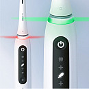 Oral-B - Vit - Mikrovibrationer och AI-guidning