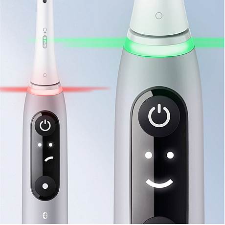 Oral-B - Grå - iO-modell med mikrovibrationer och display