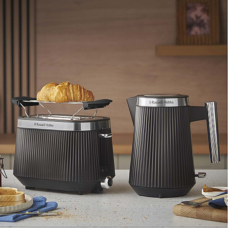 Russell Hobbs - Mattsvart - höglyft med frystfunktion och värmehylla