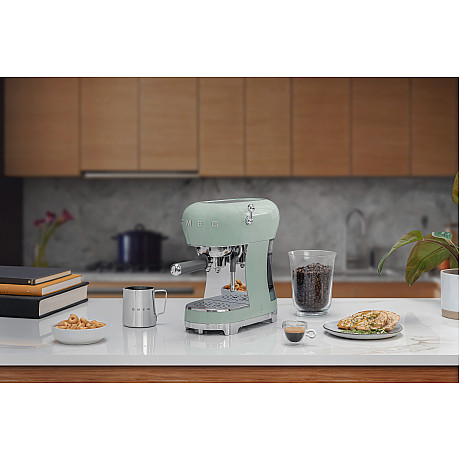 Smeg - ECF02PGEU - Pastellgrön