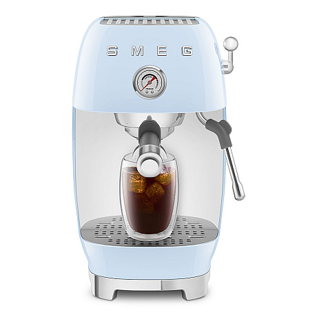 Smeg - ECF03PBEU - Manuell espresso med Cold Brew, Pastellblå