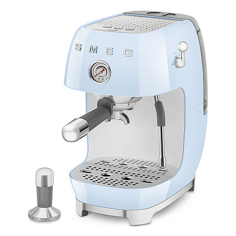 Smeg - ECF03PBEU - Manuell espresso med Cold Brew, Pastellblå
