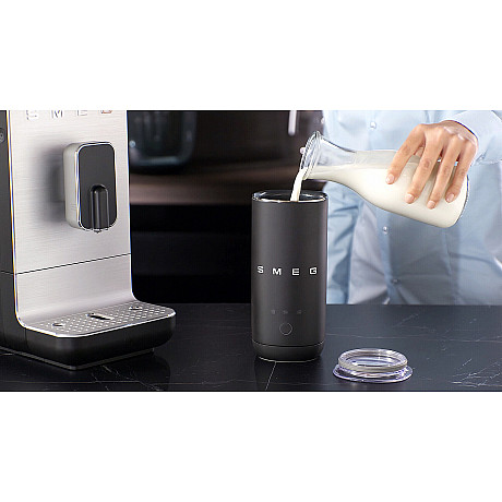 Smeg - MFF02BLMEU - Mini-Mjölkskummare, Svart