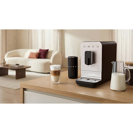 Smeg - MFF02BLMEU - Mini-Mjölkskummare, Svart