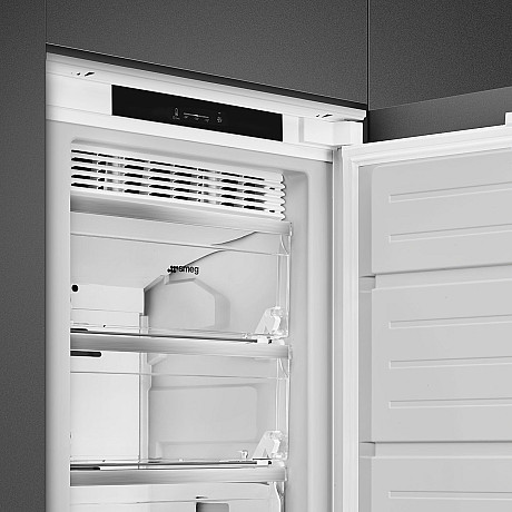 Smeg - S9F174ND - Integrerad med Glidskenor & Snabbfrysning