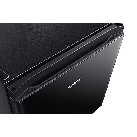 Severin - KB8879 - Kylbox med kylfack, svart