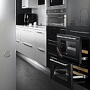 mQuvée - WineCave 60DD Fullglass - Vinkyl 44 flaskor med dubbel dörr